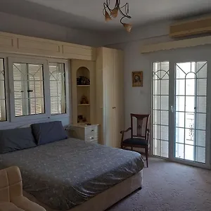 Séjour chez l'habitant Vasilis House, Dromolaxia