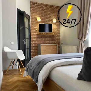  Апартаменты Lvapart вул ковжуна 2 кім ізол кухня студія не далеко від ж д вокзалу палацу мистецтв звітні документи Украина