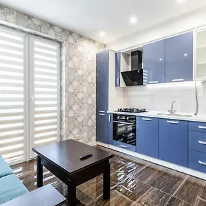  Апартаменты Inshiapartments On Hazova Str 3 Украина